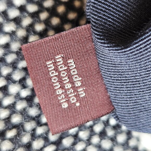 Coach Crossgrain Zip Tote, 4454, Amazon Green - Picture 14 of 16